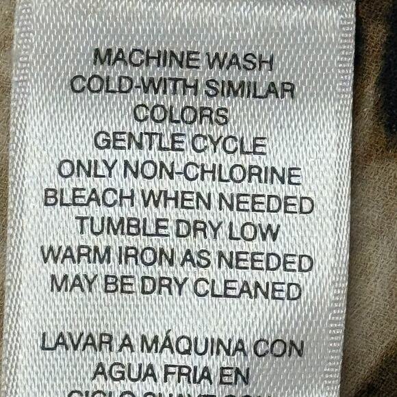 Chicos Tank Top Womens Large 2 Sleeveless Black Tan Leopard Animal Print Hi Low - Picture 8 of 9